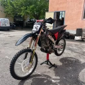 Обява за продажба на Honda Crf 250R ~5 800 лв. - изображение 2 | Auto.bg Обява за продажба на Honda Crf 250R ~5 800 лв. - изображение 2