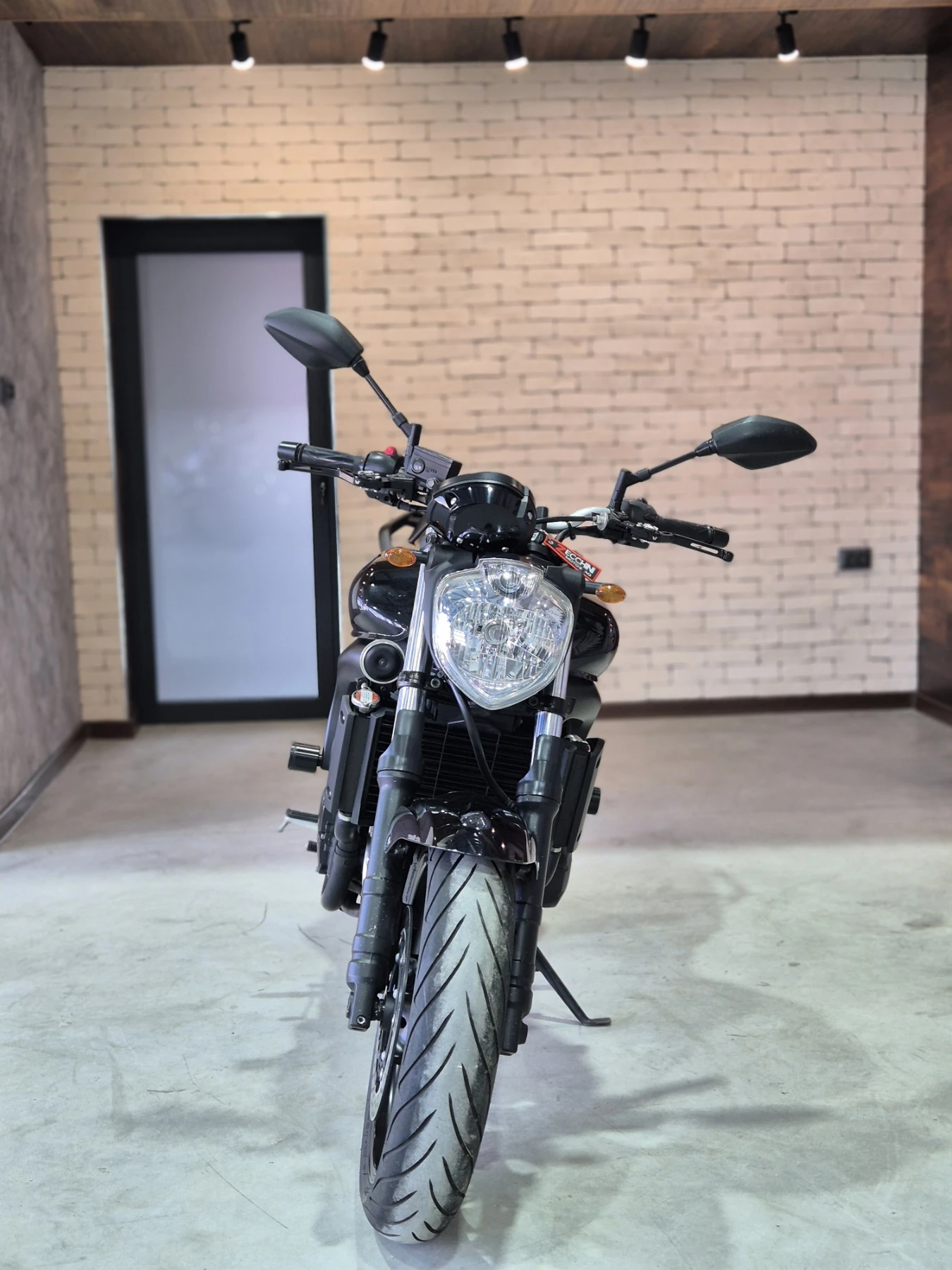 Yamaha FZ6 КАТО НОВ!!! 25000км!!! Нов внос ШВЕЙЦАРИЯ!!!, снимка 3 - Мотоциклети и мототехника - 53976856