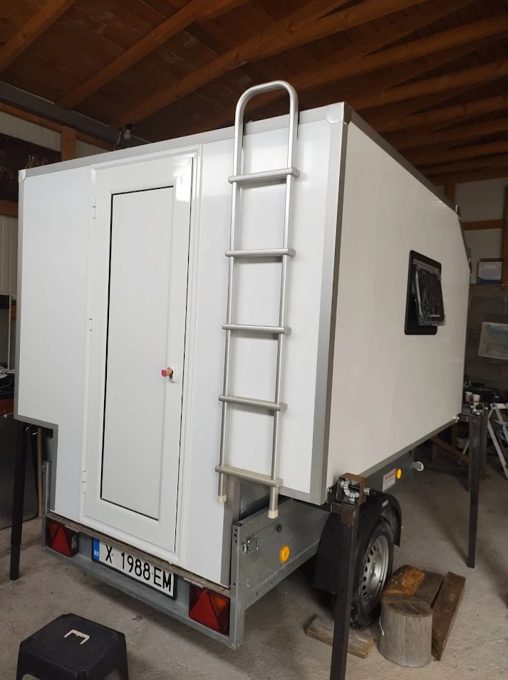  2000 | Mobile.bg   11