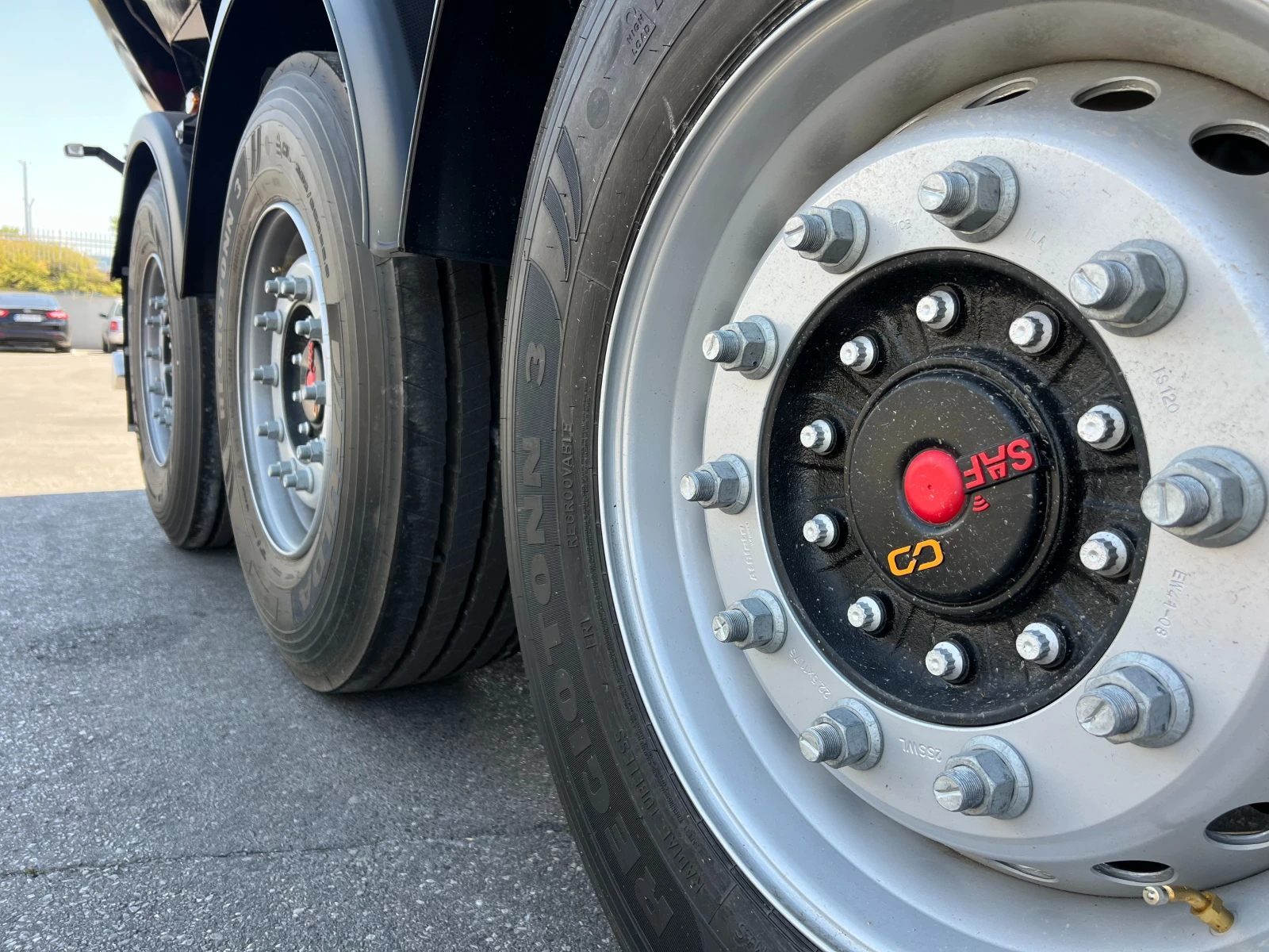 Полуремарке Schwarzmuller 27 и 32m3, 6100 kg, снимка 15 - Ремаркета - 43966694