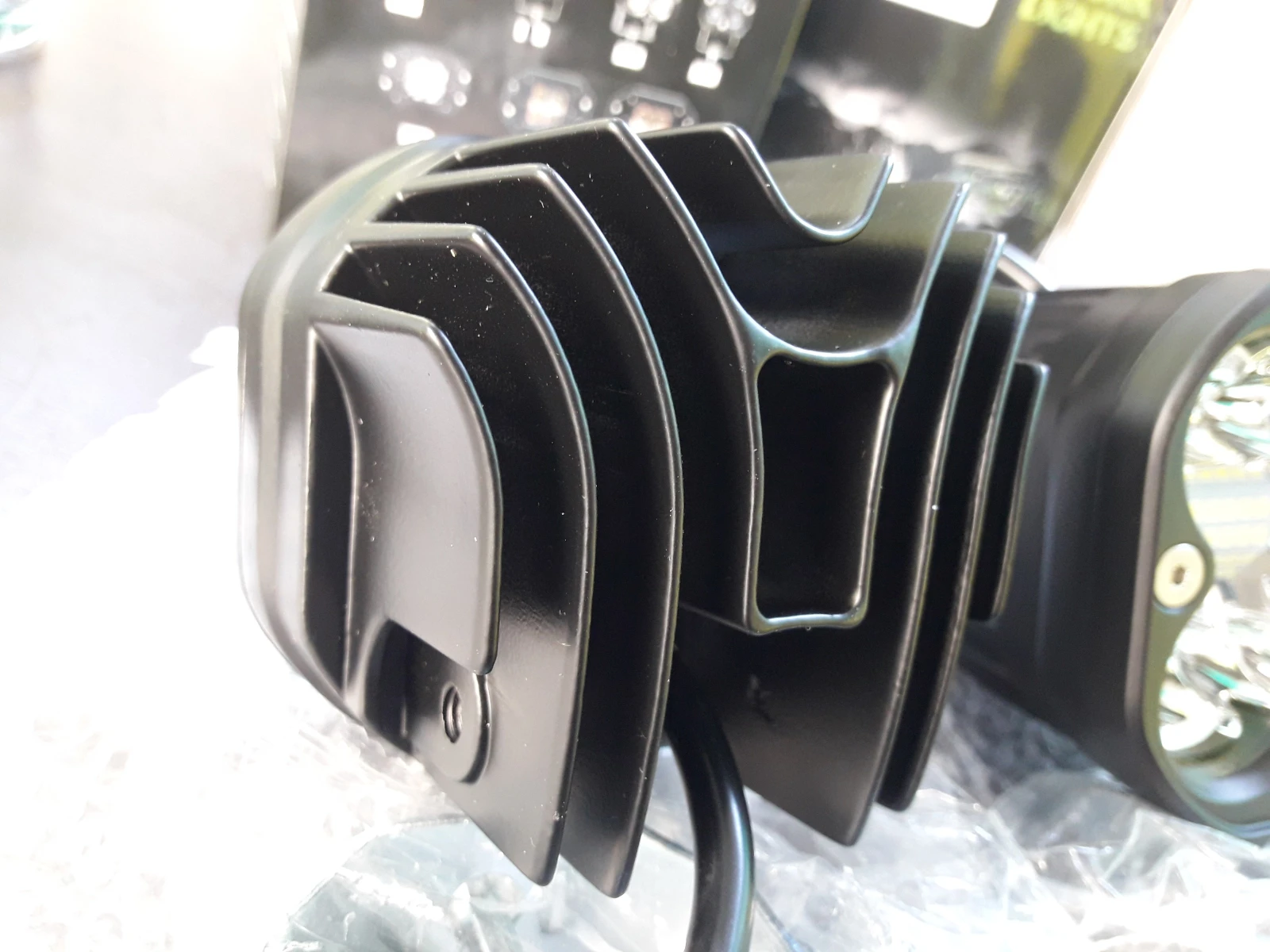 LED    , , , , ,  | Mobile.bg   3