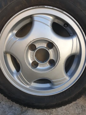 лети джанти Ford 14&#34; със зимни гуми нови 175/65/R14, снимка 2 - Части - 47185158