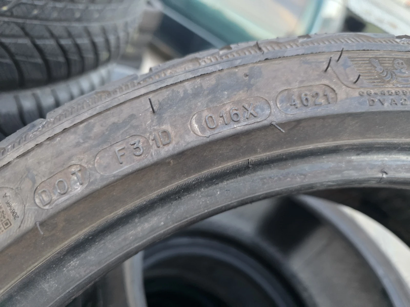 ���� 275/35R19 | Mobile.bg � ����������� 4