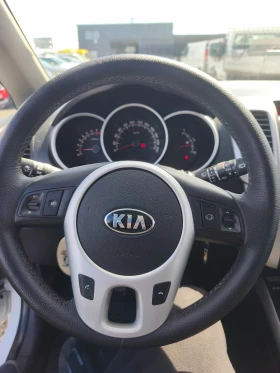Kia Venga 1.4 газ бензин заводска, снимка 14
