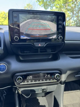 Toyota Yaris Lounge в Гаранция, снимка 10