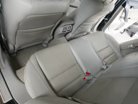 Honda Accord 2.0* Premium, снимка 11