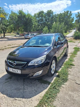 Обява за продажба на Opel Astra J ~8 700 лв. - изображение 1