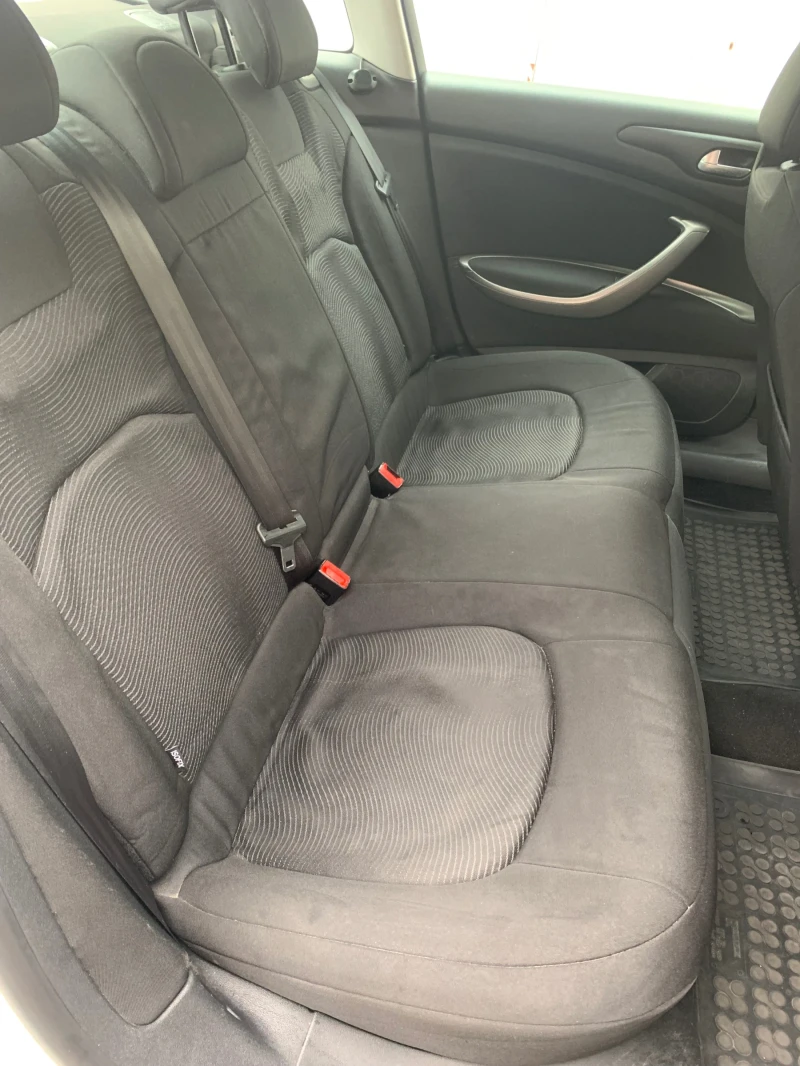 Citroen C5 1.6 HDI, снимка 12 - Автомобили и джипове - 52533021