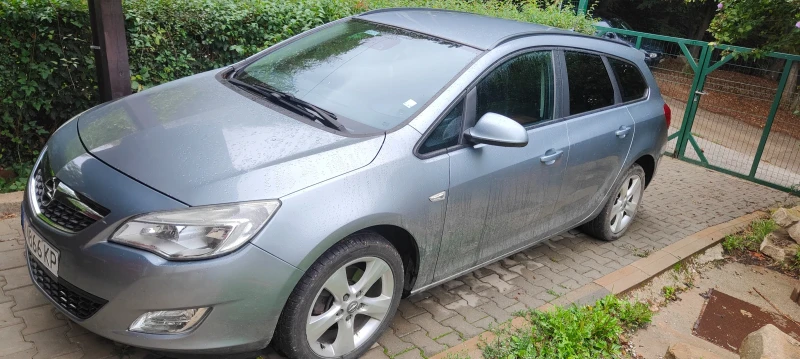 Opel Astra, снимка 2 - Автомобили и джипове - 47356684