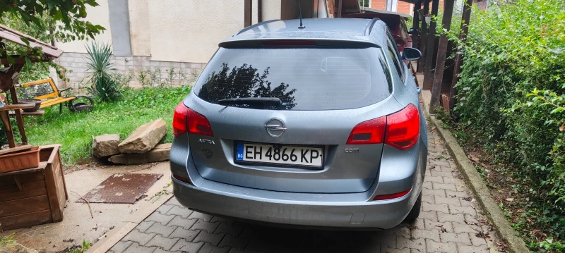 Opel Astra, снимка 3 - Автомобили и джипове - 47356684