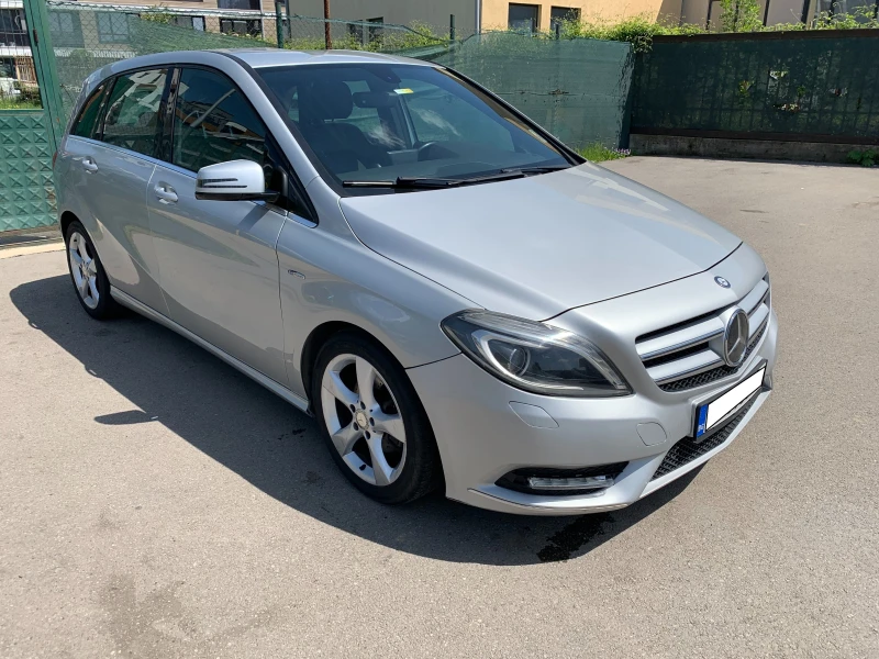 Mercedes-Benz B 200 1.8 - 136, снимка 1 - Автомобили и джипове - 48680871