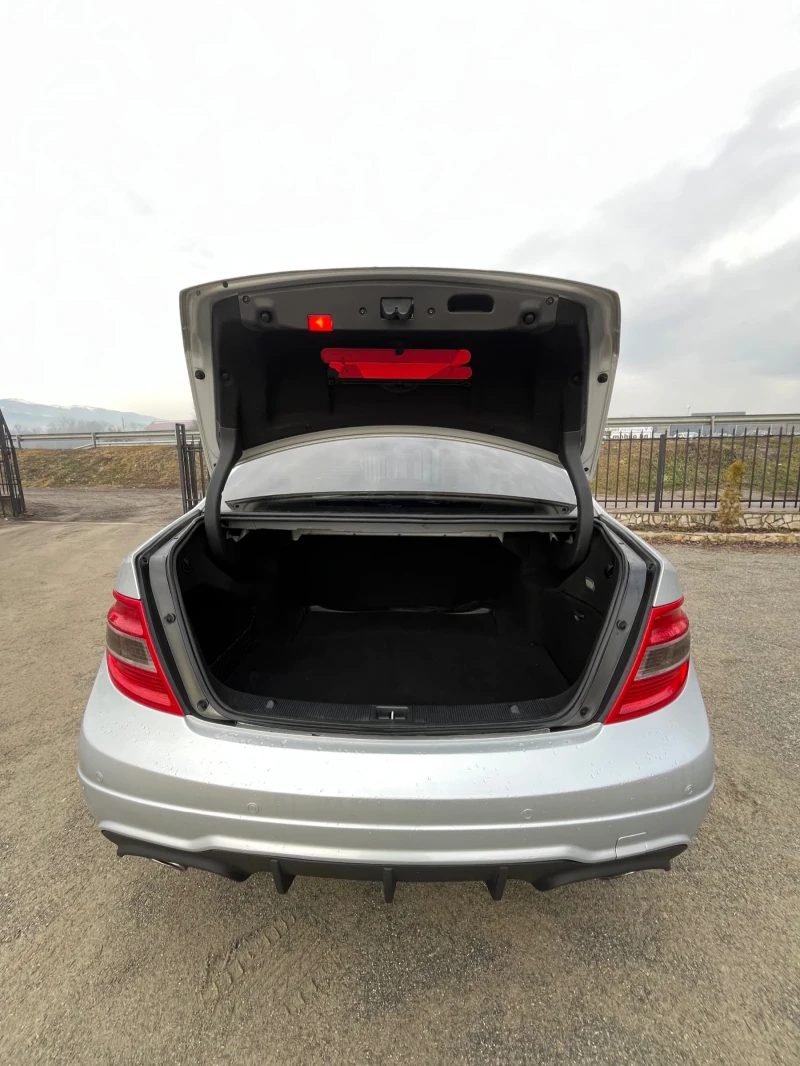 Mercedes-Benz C 320 AMG PACK* NAVI* AUTOMATIC* AVANTGARDE, снимка 6 - Автомобили и джипове - 48812205