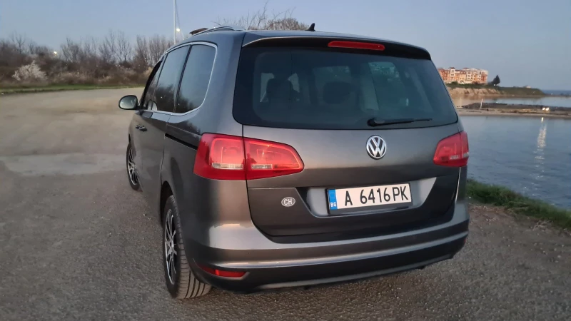 VW Sharan, снимка 8 - Автомобили и джипове - 49611615