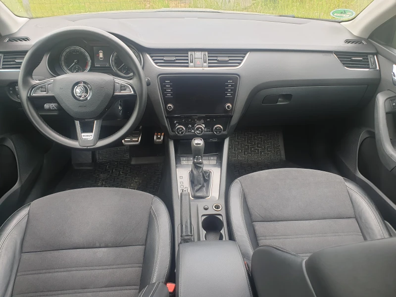Skoda Octavia SCAUT, снимка 8 - Автомобили и джипове - 50415438