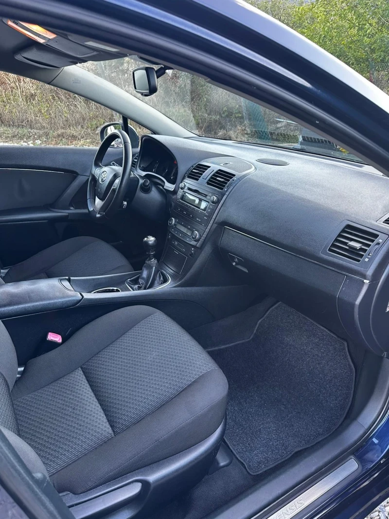 Toyota Avensis D4-D Keyless Entry & Start * ЛИЗИНГ* , снимка 10 - Автомобили и джипове - 51478503