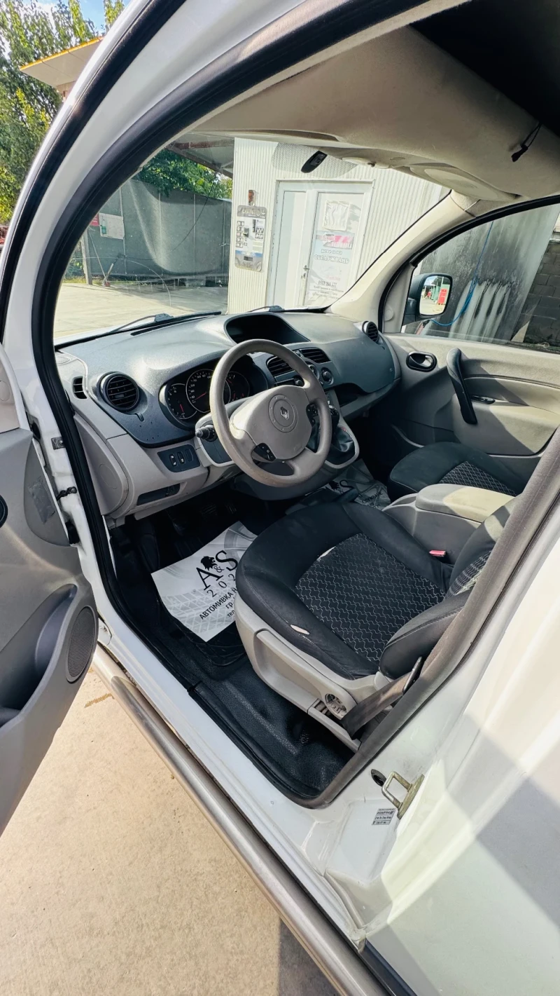 Renault Kangoo 1.5 DCI, снимка 10 - Автомобили и джипове - 52383218