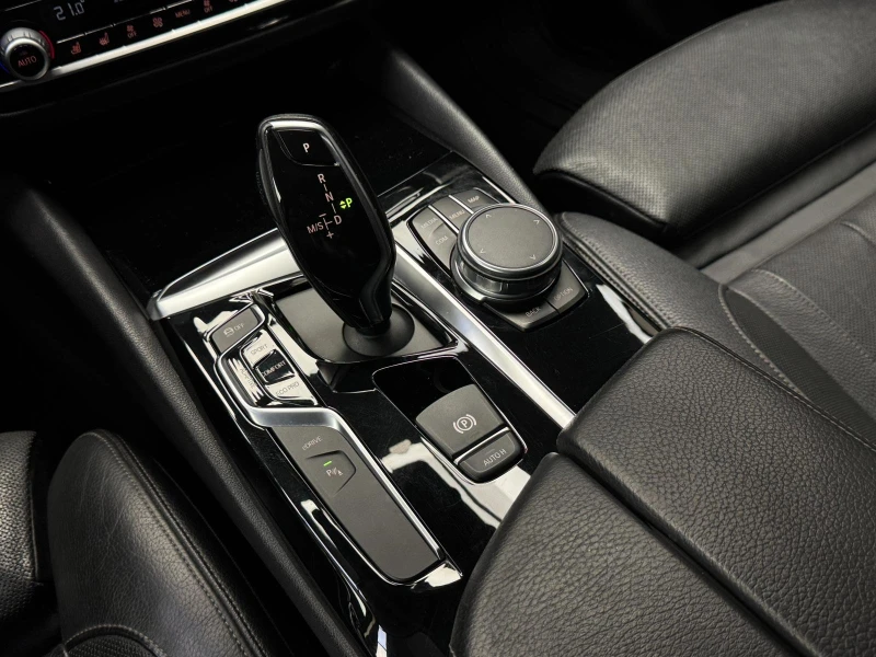 BMW 530 E iPerformance Обдухване* Camera* Edrive, снимка 11 - Автомобили и джипове - 51883312