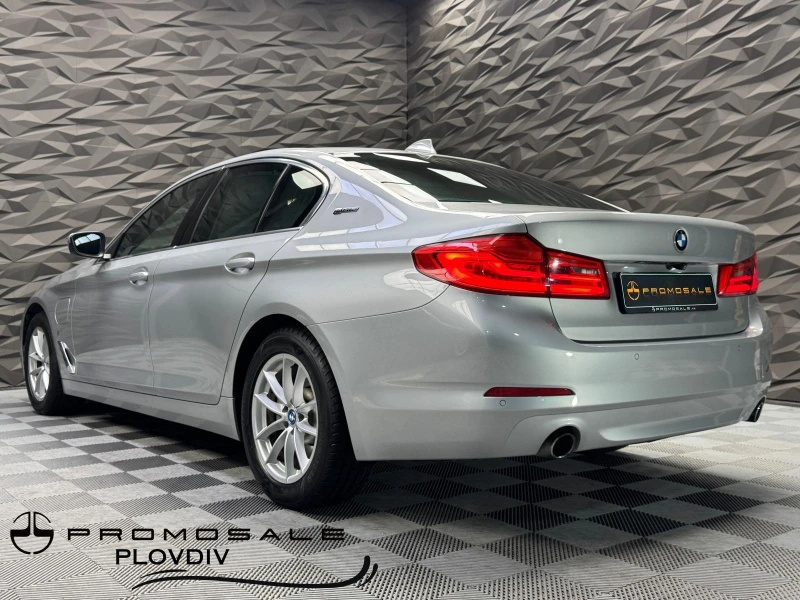 BMW 530 E iPerformance Обдухване* Camera* Edrive, снимка 3 - Автомобили и джипове - 51883312