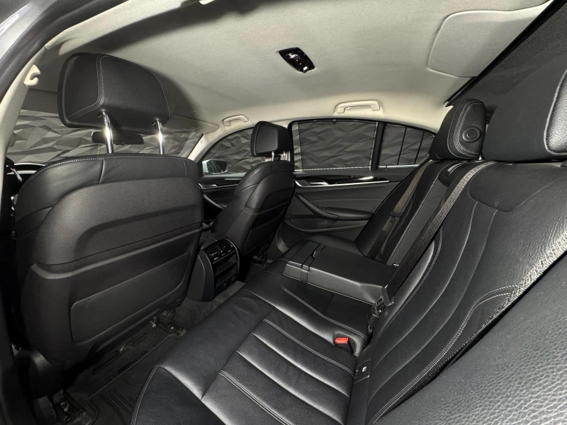 BMW 530 E iPerformance Обдухване* Camera* Edrive, снимка 8 - Автомобили и джипове - 51883312