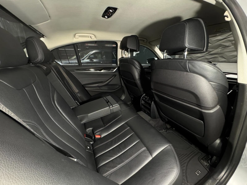BMW 530 E iPerformance Обдухване* Camera* Edrive, снимка 9 - Автомобили и джипове - 51883312