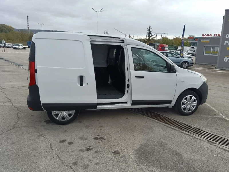 Dacia Dokker 1.5 DCi, снимка 3 - Автомобили и джипове - 52163763