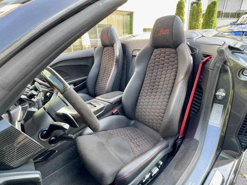 Audi R8 R8 PERFORMANCE CARBON/CERAMIC, снимка 9 - Автомобили и джипове - 52285846