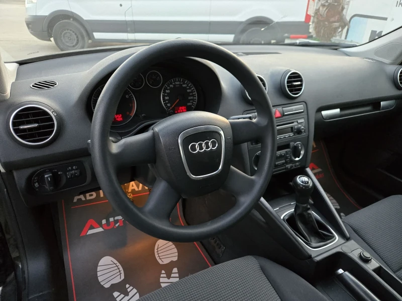 Audi A3 1.6i-102кс= КЛИМАТРОНИК= ПОДГРЕВ, снимка 8 - Автомобили и джипове - 52829950