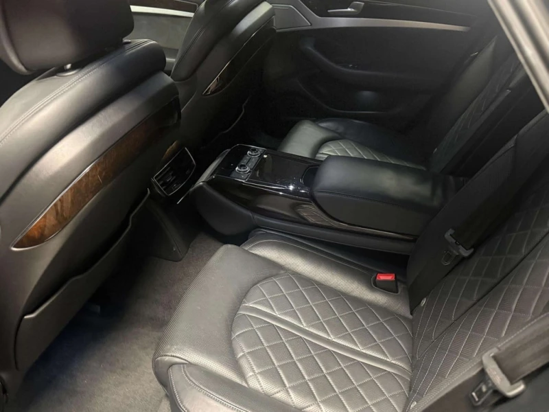 Audi A8 * CARFAX * ЦЕНА ДО БГ, снимка 8 - Автомобили и джипове - 53223398