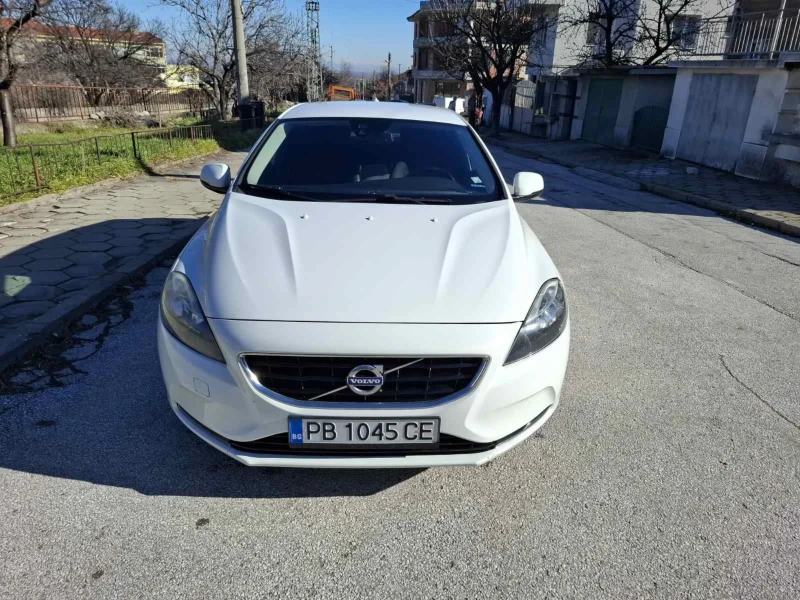 Volvo V40