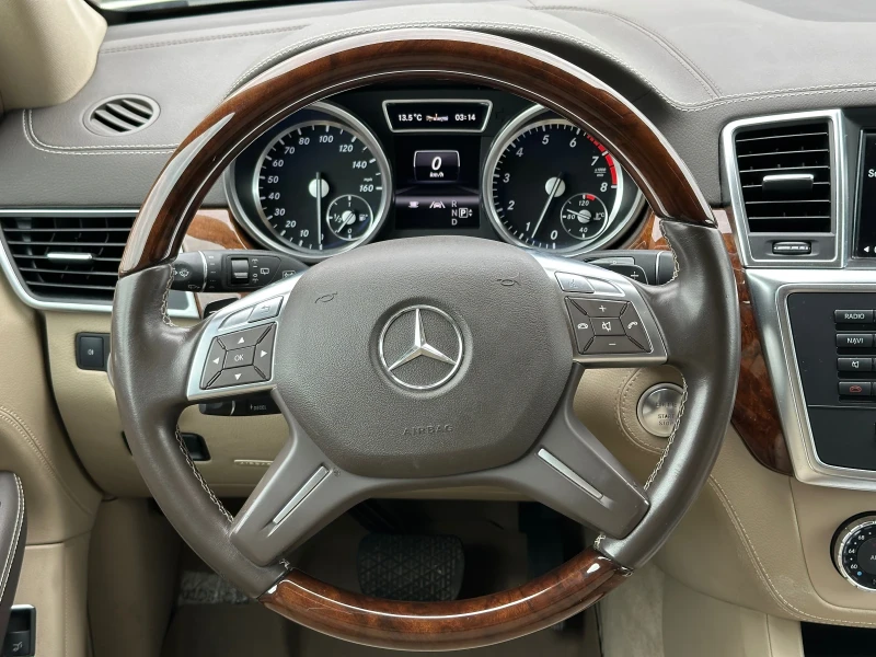 Mercedes-Benz ML 550 AMG OFFROAD MASSAGE HARMAN PPF, снимка 10 - Автомобили и джипове - 53476298
