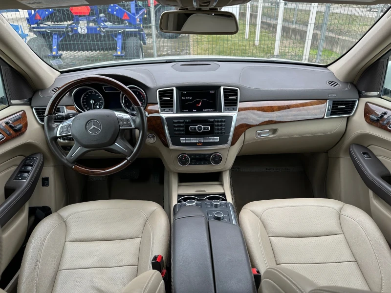 Mercedes-Benz ML 550 AMG OFFROAD MASSAGE HARMAN PPF, снимка 9 - Автомобили и джипове - 53476298