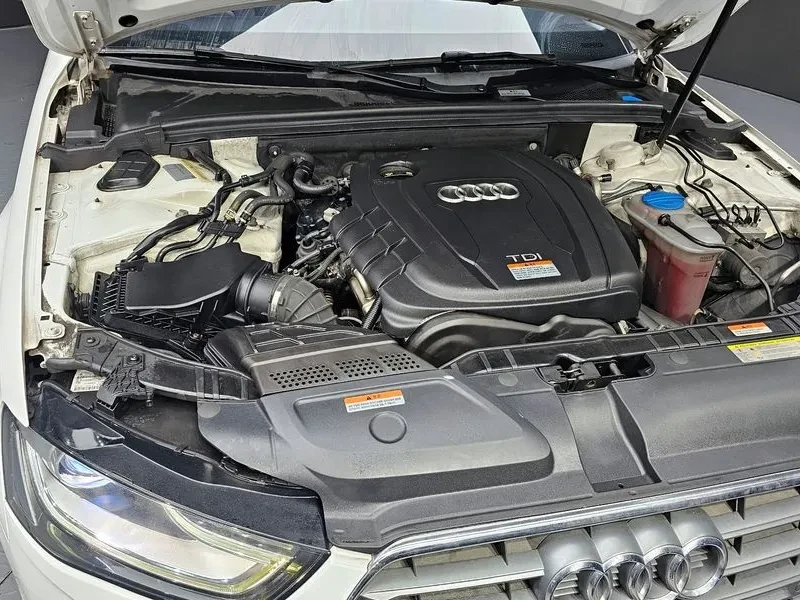 Audi A4 2.0 Tdi Dynamic B8 - изображение 6