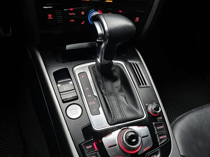 Audi A4 2.0 Tdi Dynamic B8 - изображение 9