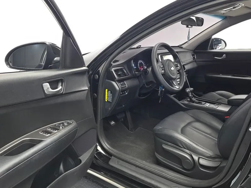 Kia K5 2.0 Mx Luxury, снимка 10 - Автомобили и джипове - 55736427