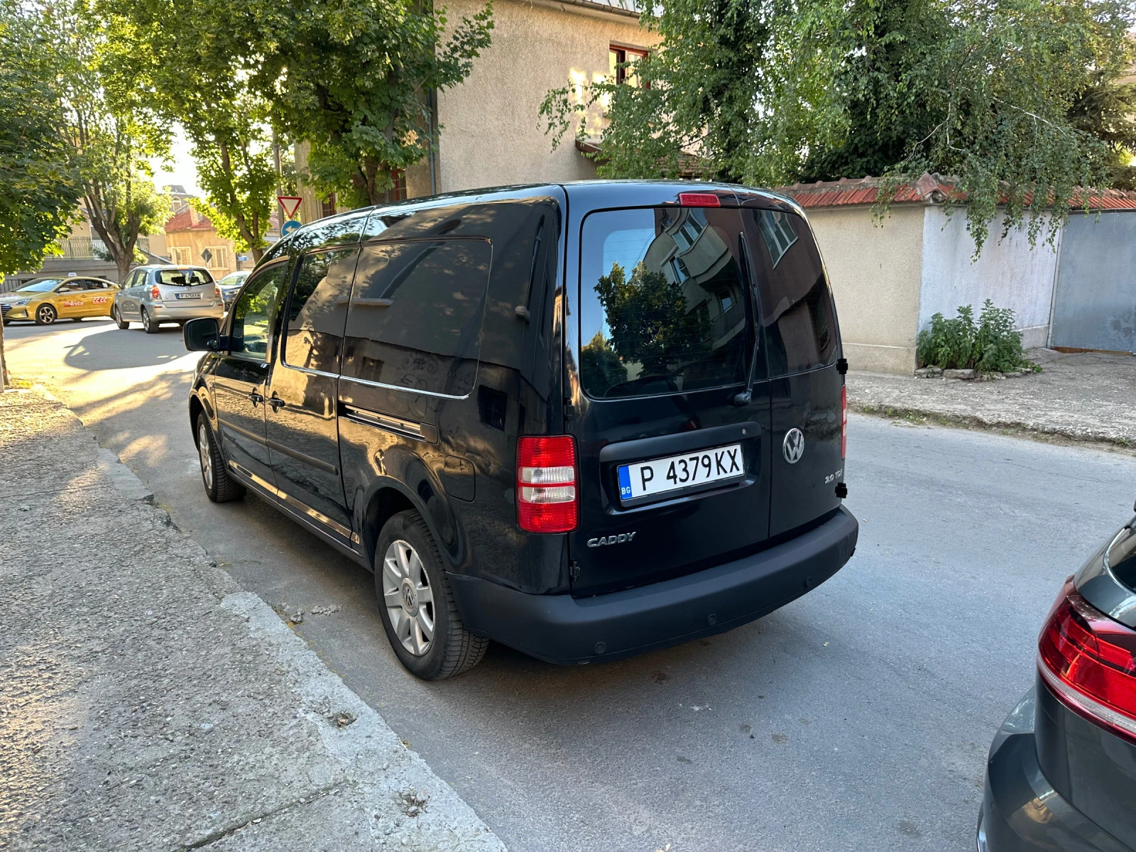 VW Caddy 2.0 TDI DSG maxi - изображение 2