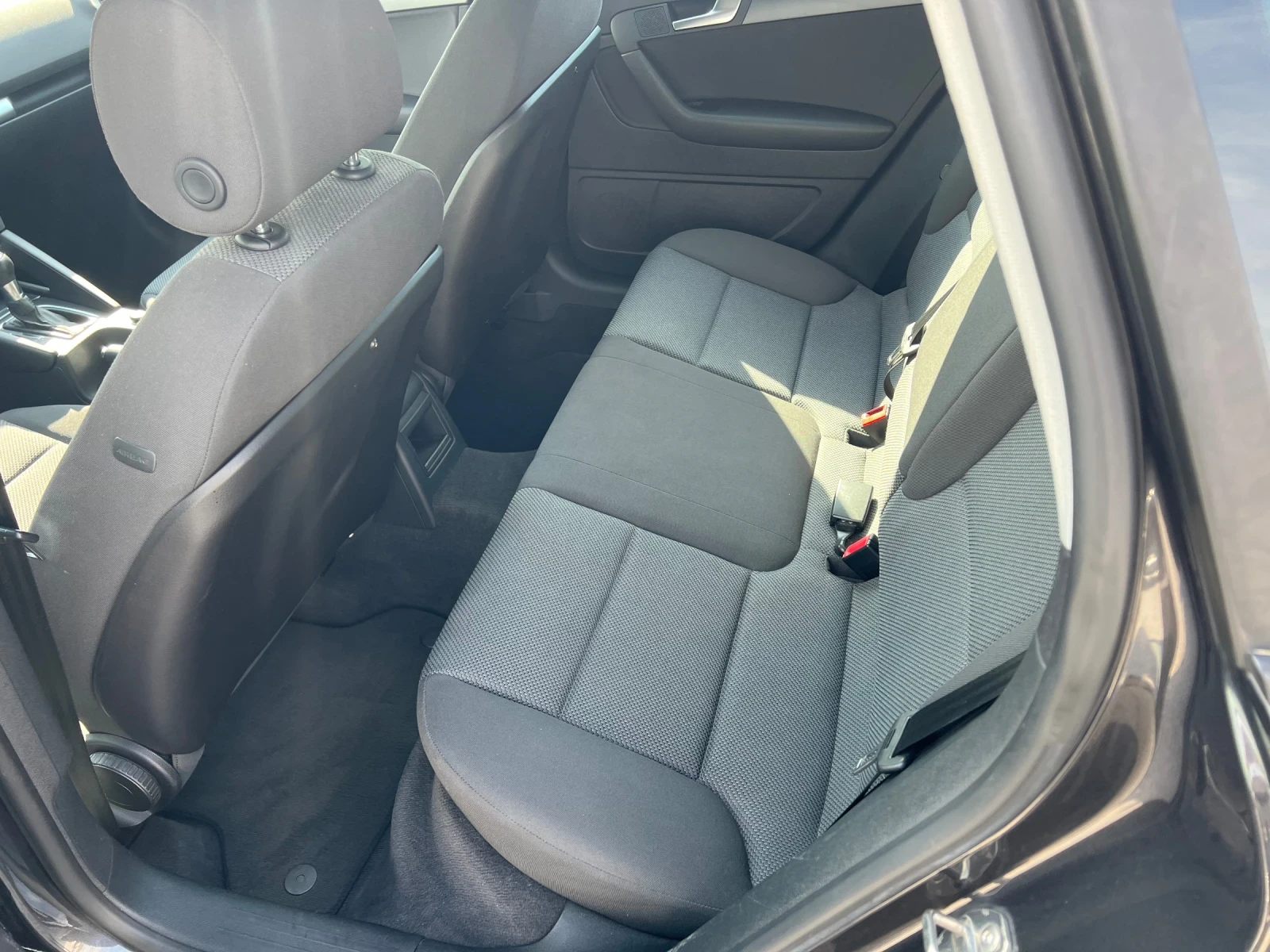 Audi A3 1.6TDI S-TRONIC | Mobile.bg   11