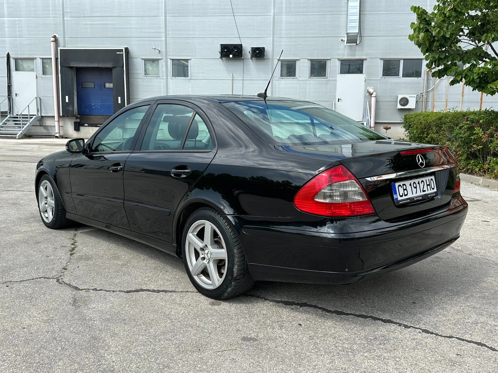 Mercedes-Benz E 200 2.2d 136 к.с./facelift - изображение 3