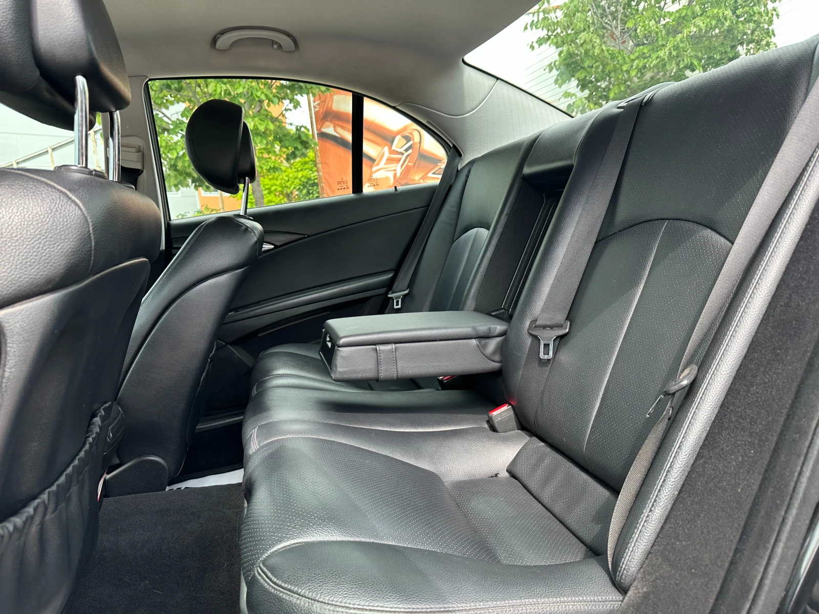 Mercedes-Benz E 200 2.2d 136 к.с./facelift - изображение 9