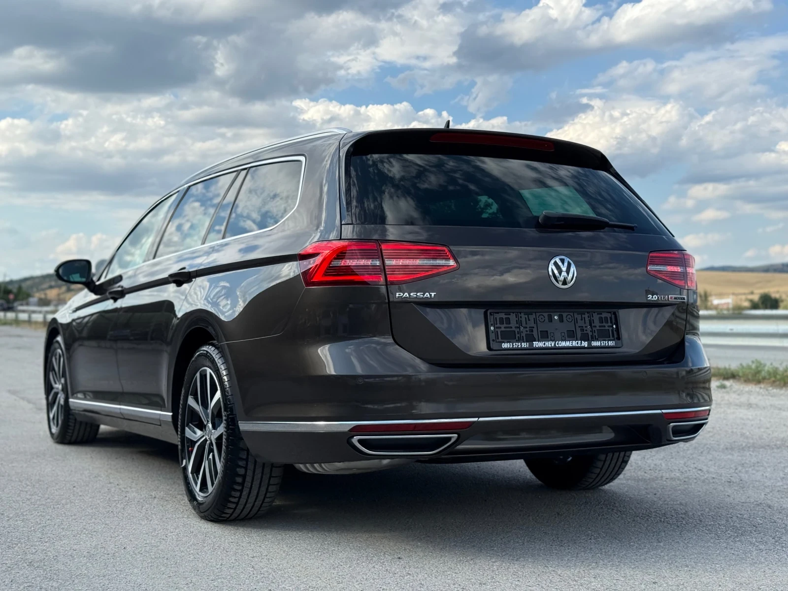 VW Passat 2.0-TDI-HIGHLINE-4 MOTION-AUTOMAT-LED-DIGITAL-FULL - изображение 4
