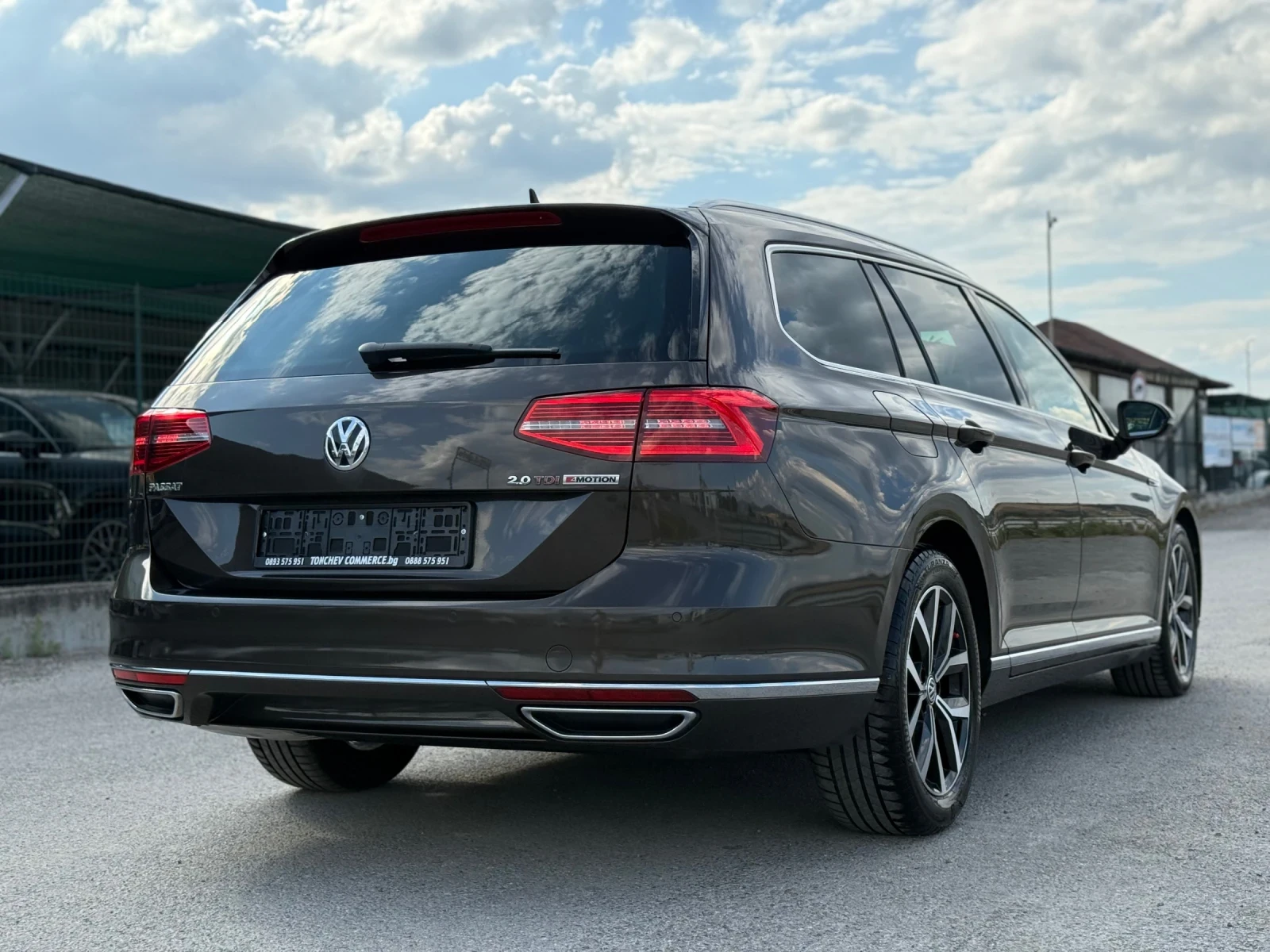 VW Passat 2.0-TDI-HIGHLINE-4 MOTION-AUTOMAT-LED-DIGITAL-FULL - изображение 6