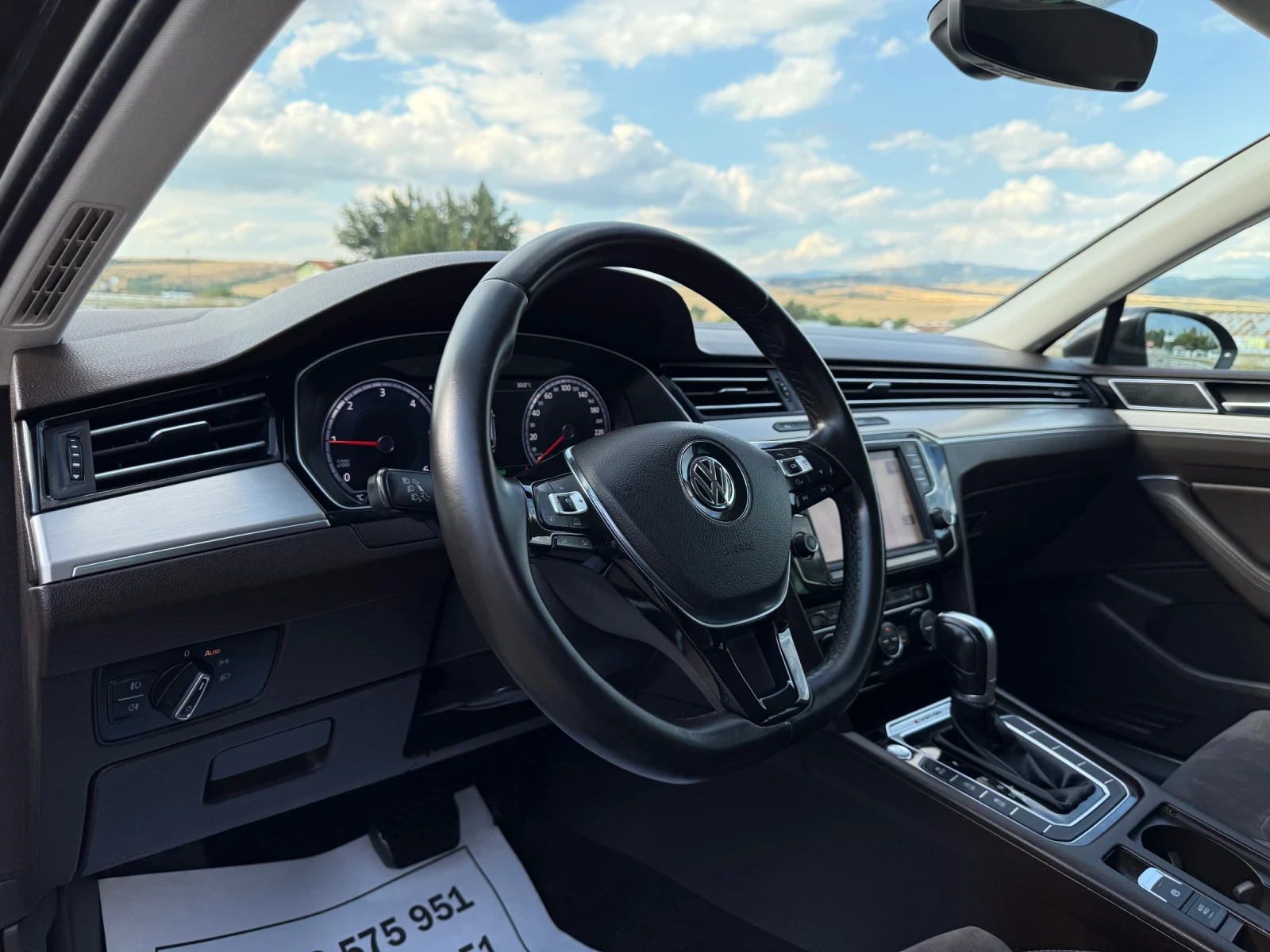 VW Passat 2.0-TDI-HIGHLINE-4 MOTION-AUTOMAT-LED-DIGITAL-FULL - изображение 8