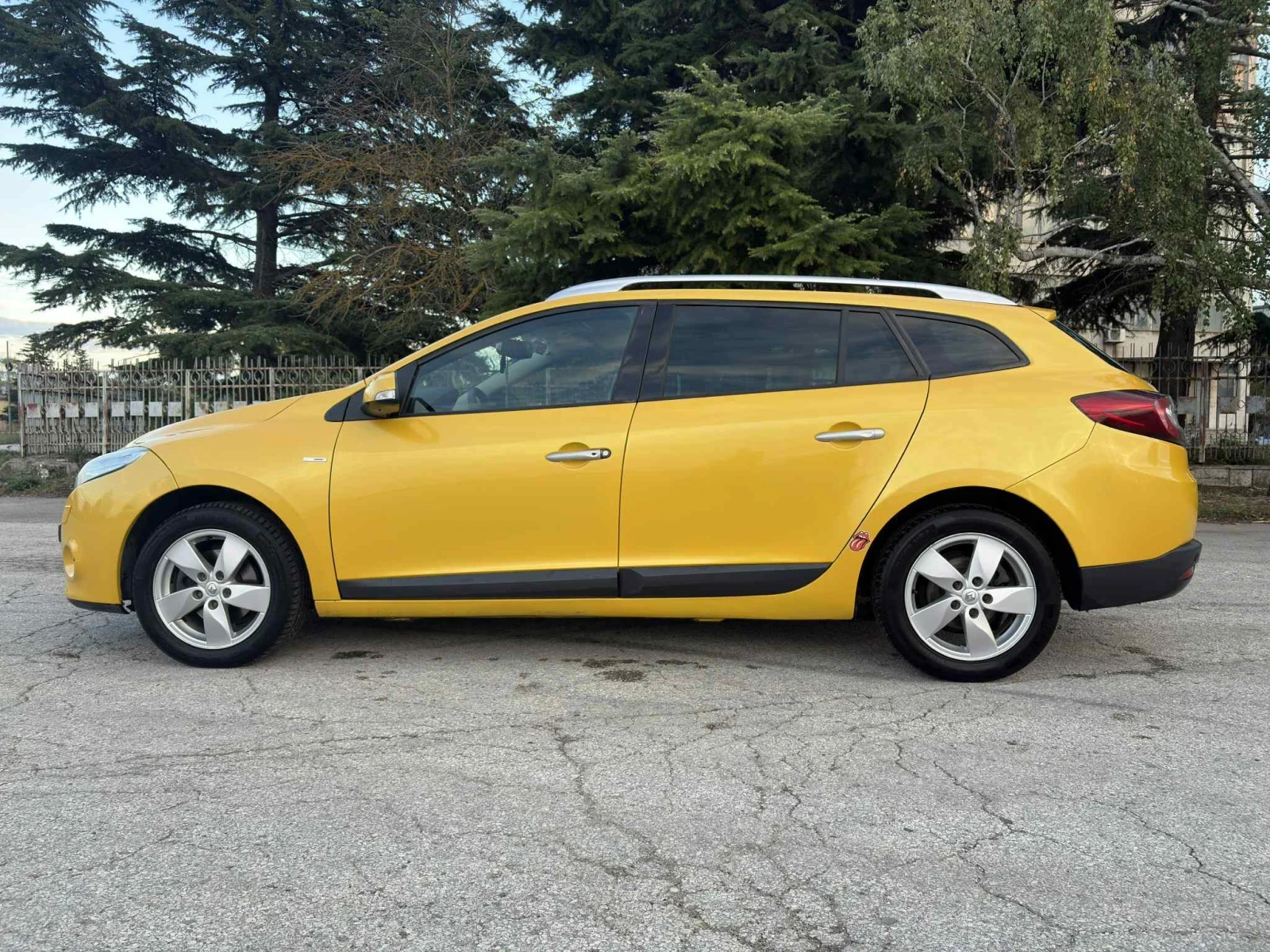 Renault Megane 1.5 110 dci - изображение 4