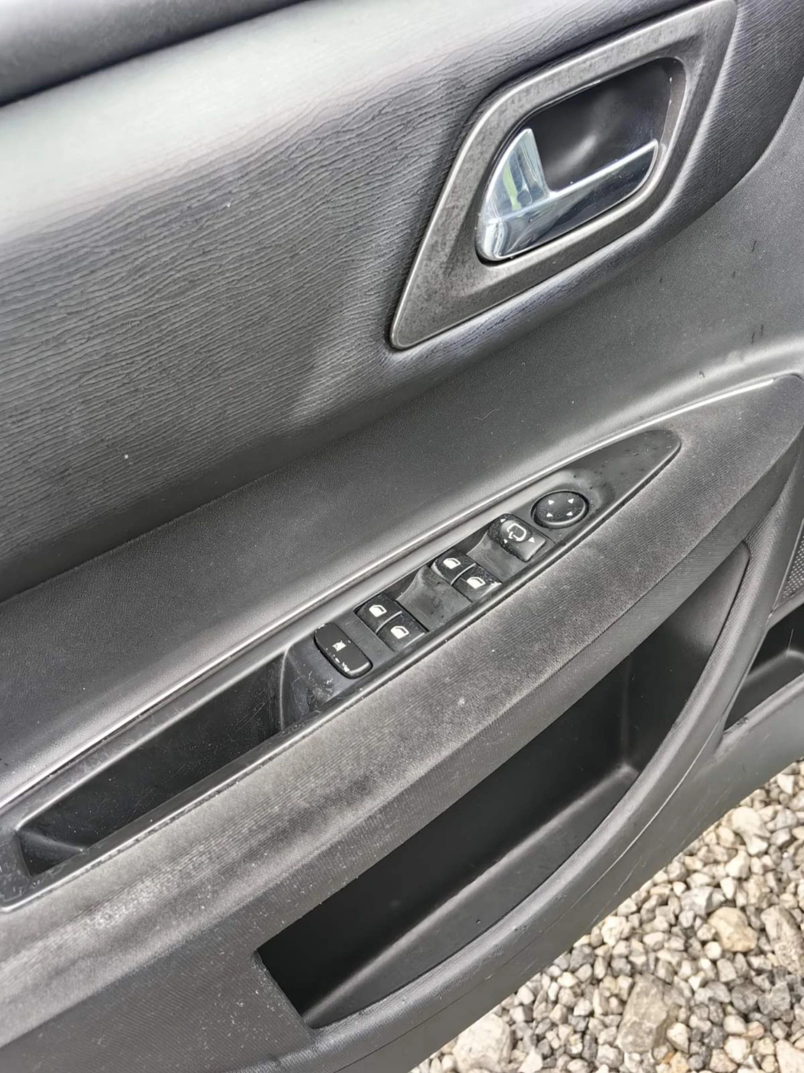 Citroen C4 2.0i* 123000КМ* РЕГ* EXCLUSIVE* КЛИМА* ТЕМПОМАТ* П - изображение 8