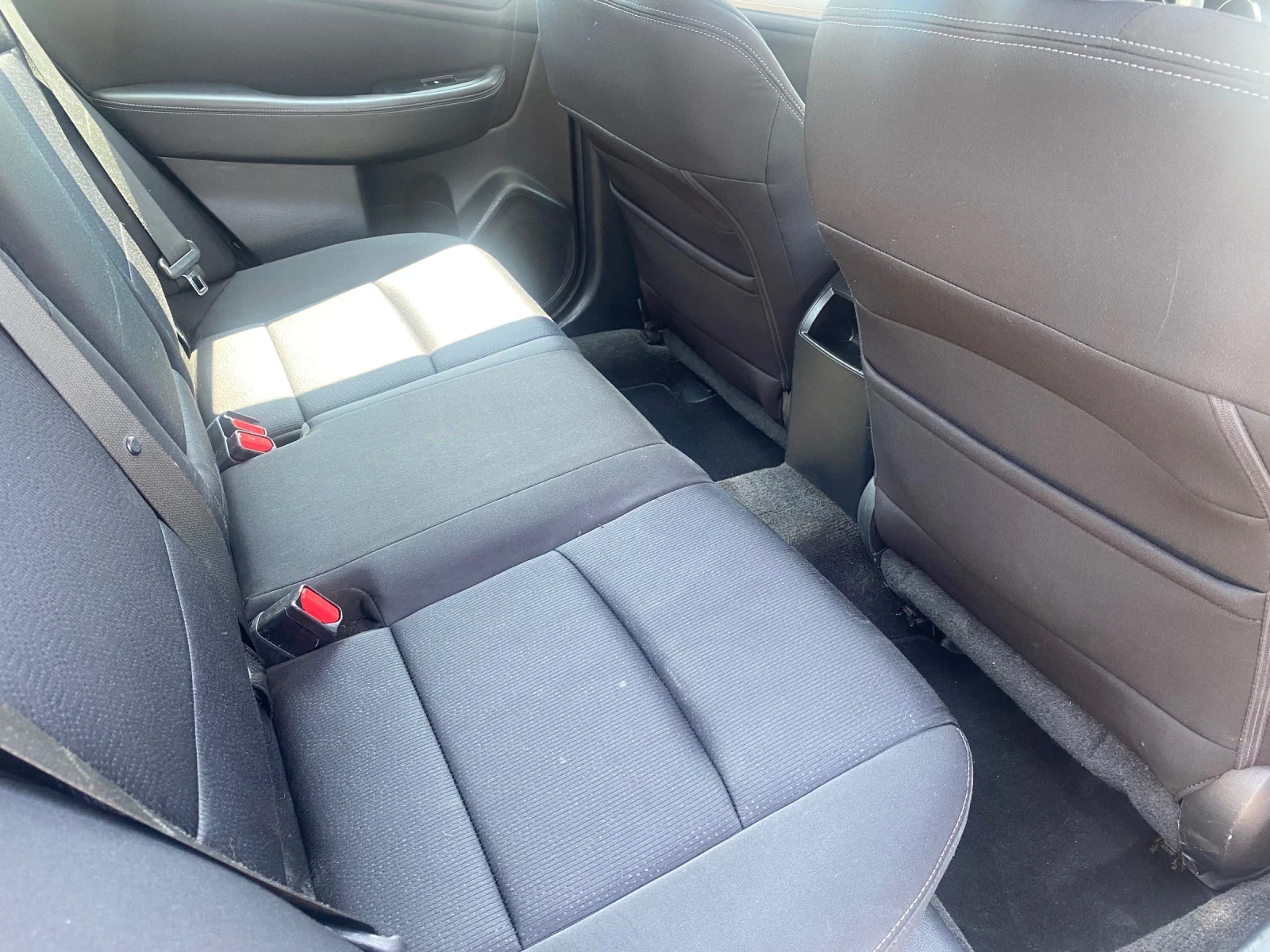 Subaru Legacy 2.5, снимка 8 - Автомобили и джипове - 53928789