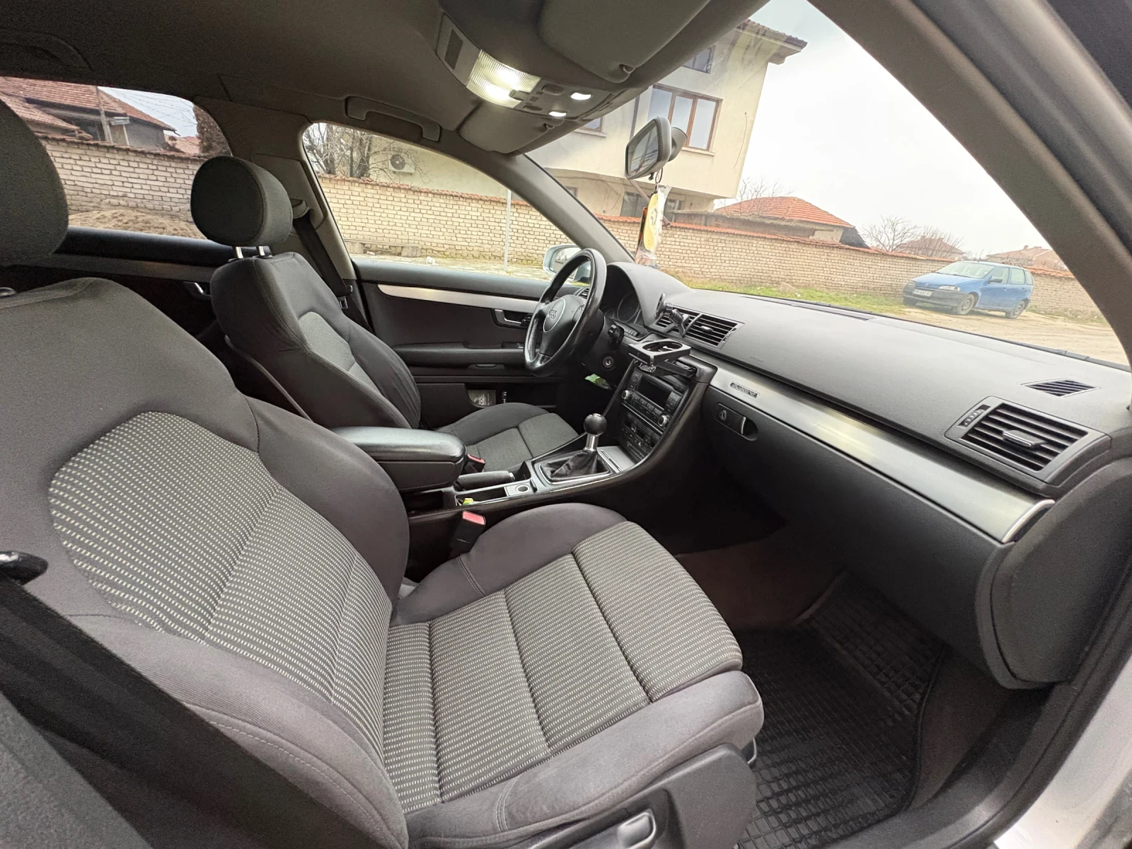 Audi A4, снимка 6 - Автомобили и джипове - 54009333