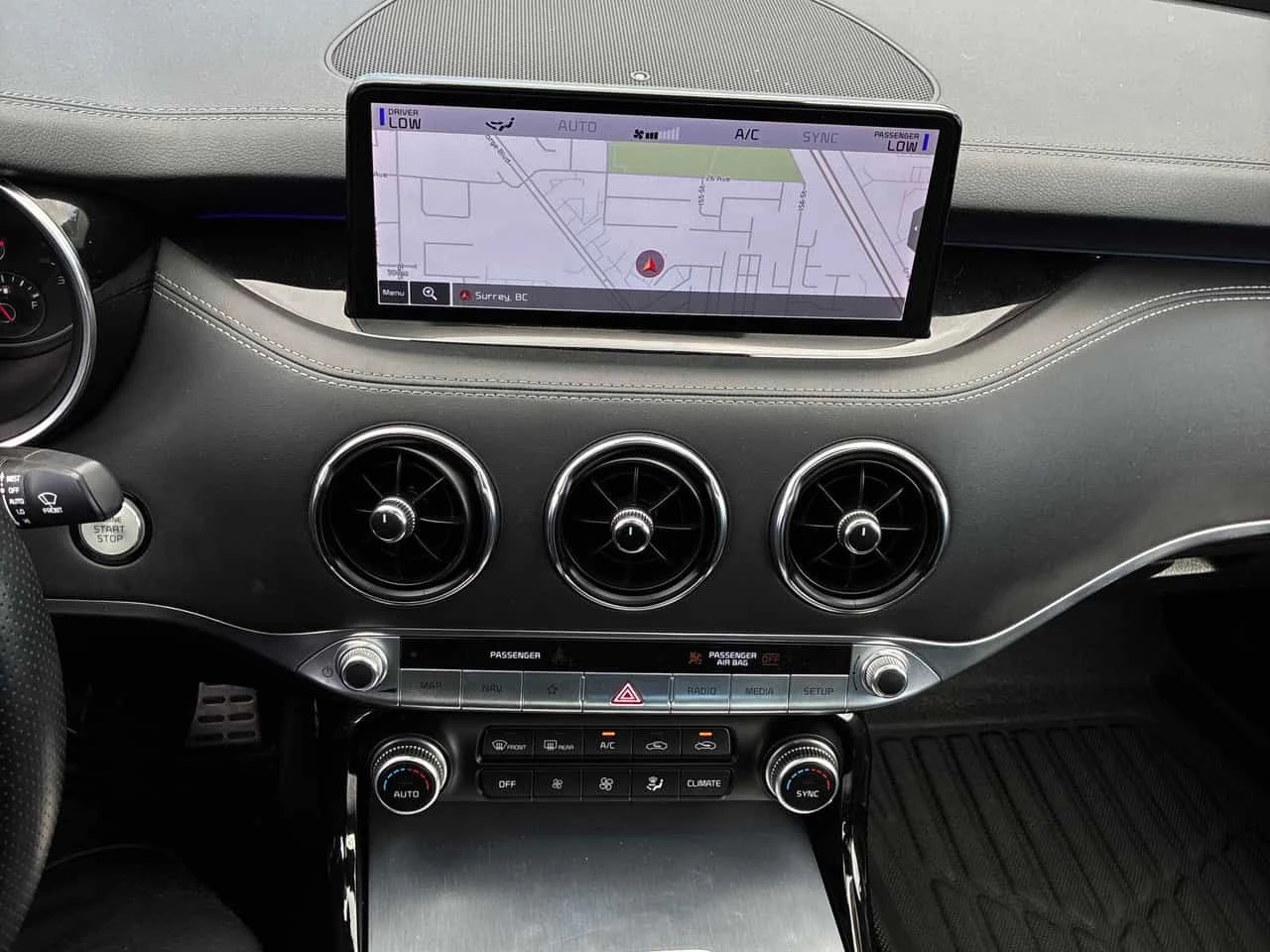 Kia Stinger * AWD * PANO* KEYLESS* ПОДГРЕВ* , снимка 9 - Автомобили и джипове - 54150904