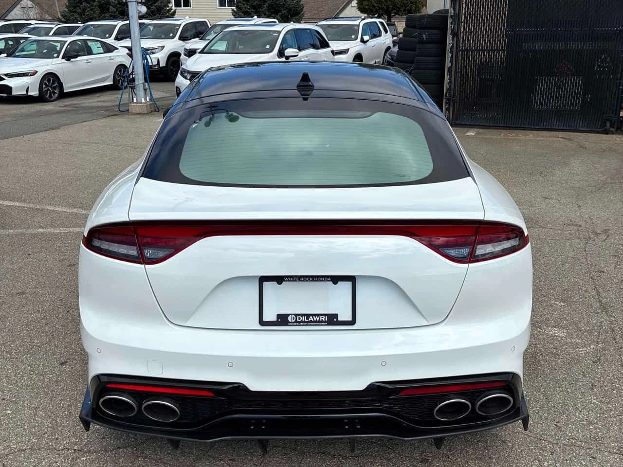 Kia Stinger * AWD * PANO* KEYLESS* ПОДГРЕВ* , снимка 4 - Автомобили и джипове - 54150904