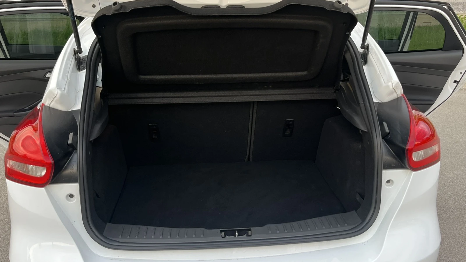 Ford Focus 118 000км 1.5TURBO 150кс EURO 6 NAVI ВНОС ИТАЛИЯ, снимка 15 - Автомобили и джипове - 54623555
