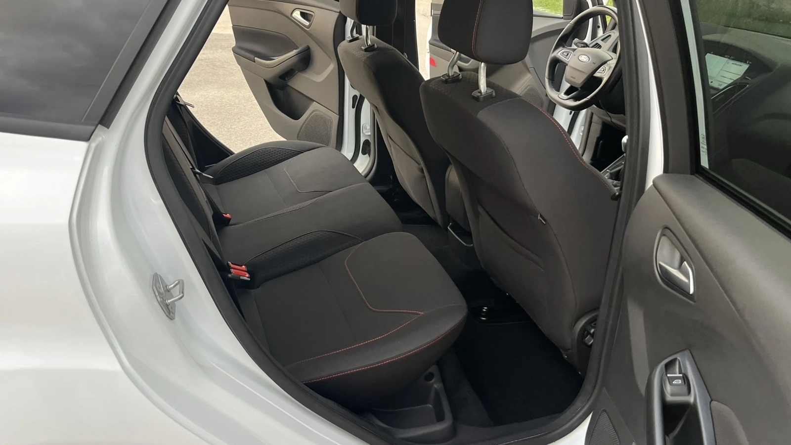 Ford Focus 118 000км 1.5TURBO 150кс EURO 6 NAVI ВНОС ИТАЛИЯ, снимка 10 - Автомобили и джипове - 54623555