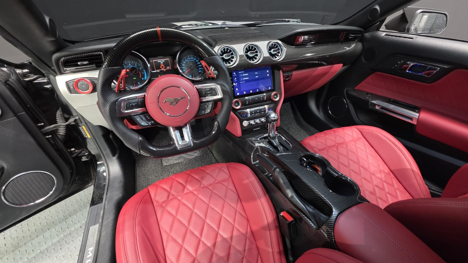 Ford Mustang 5.0 GT* 350 SHELBY* DISTRONIK* ОБДУХ* КРАЙНА ЦЕНА, снимка 7 - Автомобили и джипове - 54628180